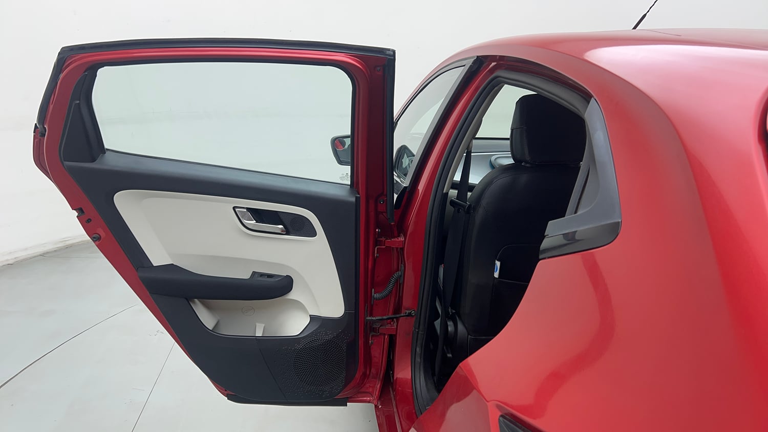 Used 2023 Tata Altroz XZA Petrol Petrol Automatic interior LEFT REAR DOOR OPEN VIEW