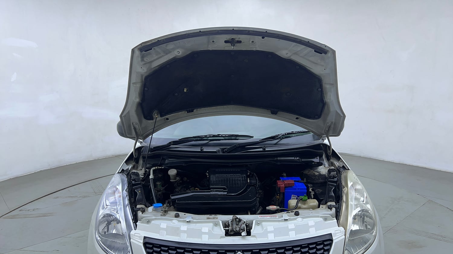 Used 2013 Maruti Suzuki Swift LXi Petrol Manual engine ENGINE & BONNET OPEN FRONT VIEW