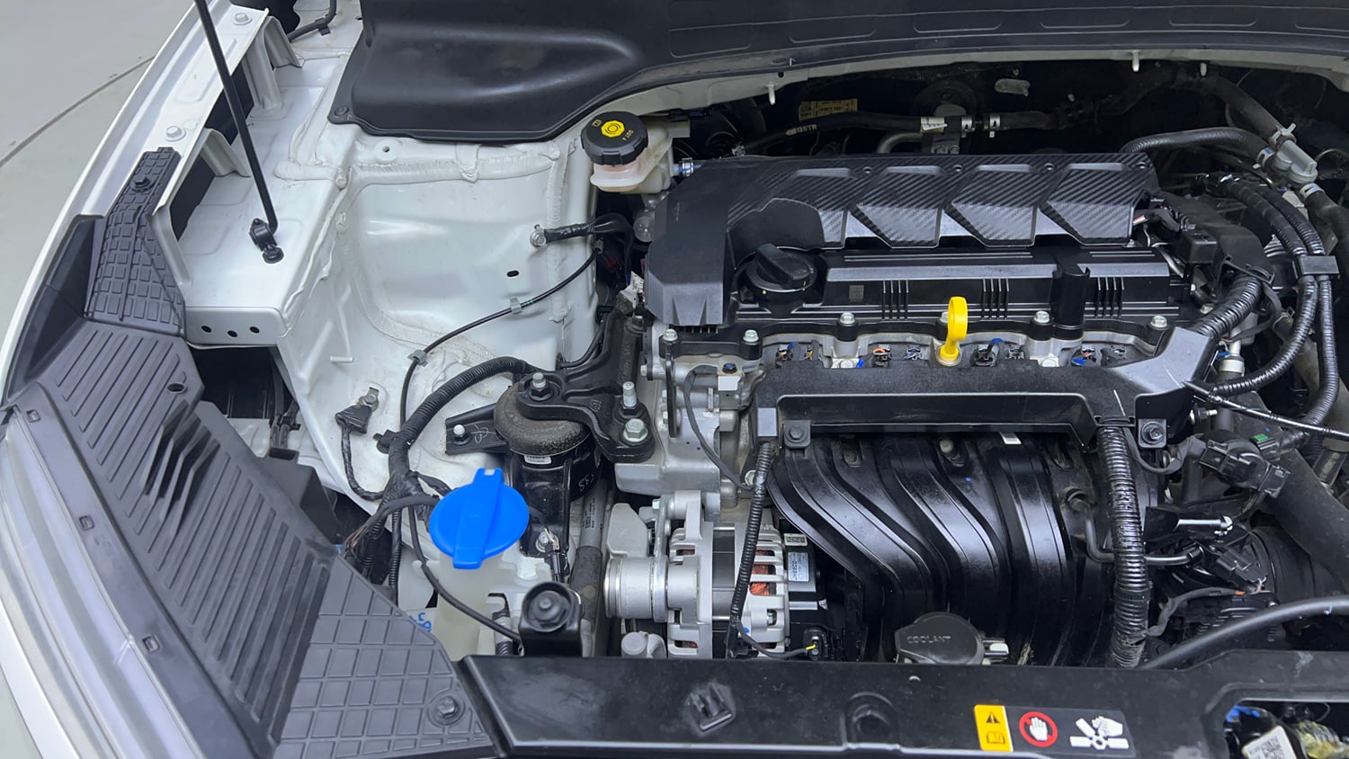 Used 2023 Hyundai Creta S 1.5 Petrol Petrol Manual engine ENGINE RIGHT SIDE VIEW