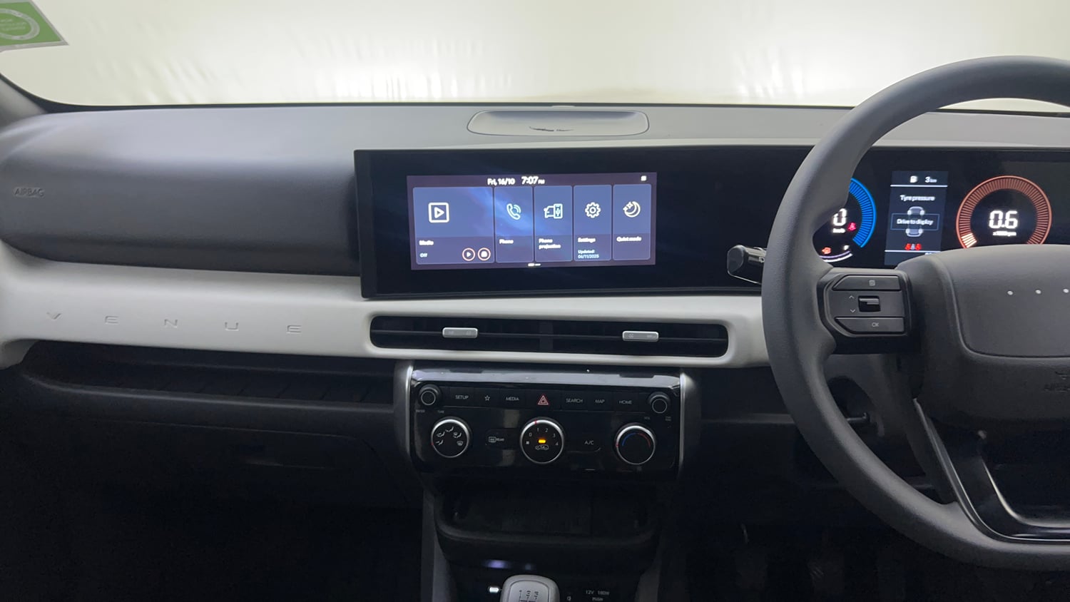 Used 2026 Hyundai Venue 1.2 Kappa Petrol MT HX 5+ Petrol Manual interior MUSIC SYSTEM & AC CONTROL VIEW