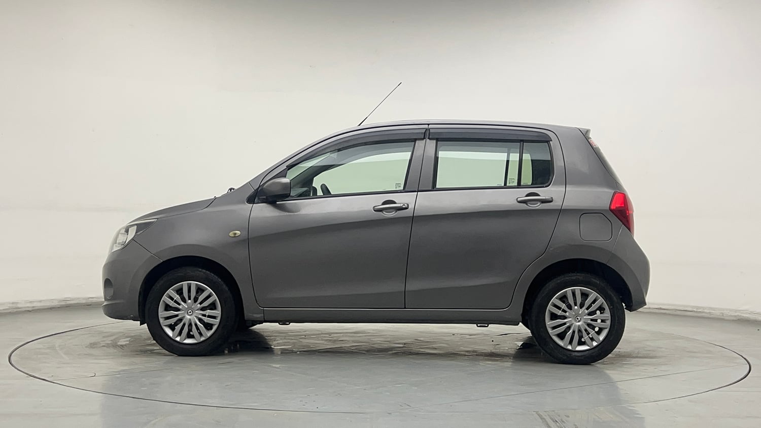 Used 2016 Maruti Suzuki Celerio VXi CNG Cng Manual exterior LEFT SIDE VIEW