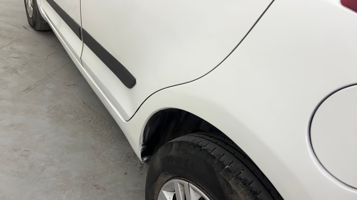 Used 2013 Maruti Suzuki Swift VDi Diesel Manual dents MINOR DENT