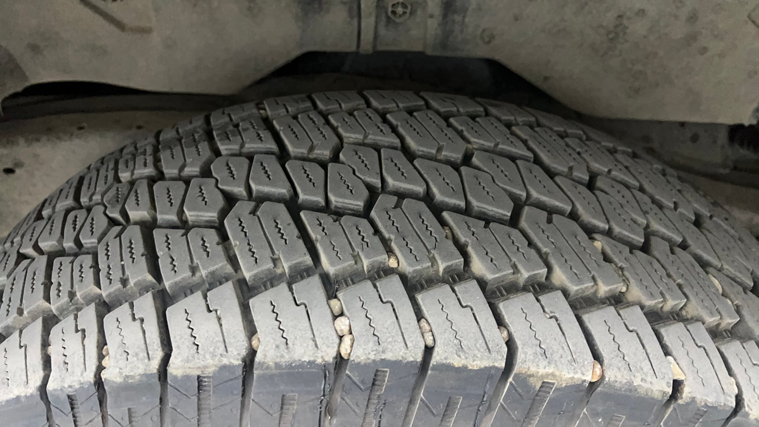 Used 2026 mahindra Thar LXT 1.5 Diesel MT 2WD Diesel Manual tyres LEFT REAR TYRE TREAD VIEW