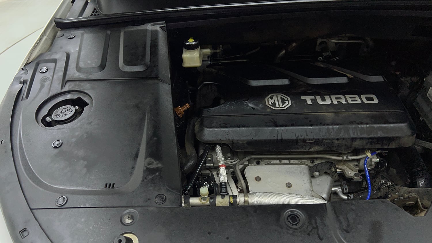 Used 2023 MG Motors Hector 1.5 Sharp CVT Dual Tone Petrol Automatic engine ENGINE RIGHT SIDE VIEW