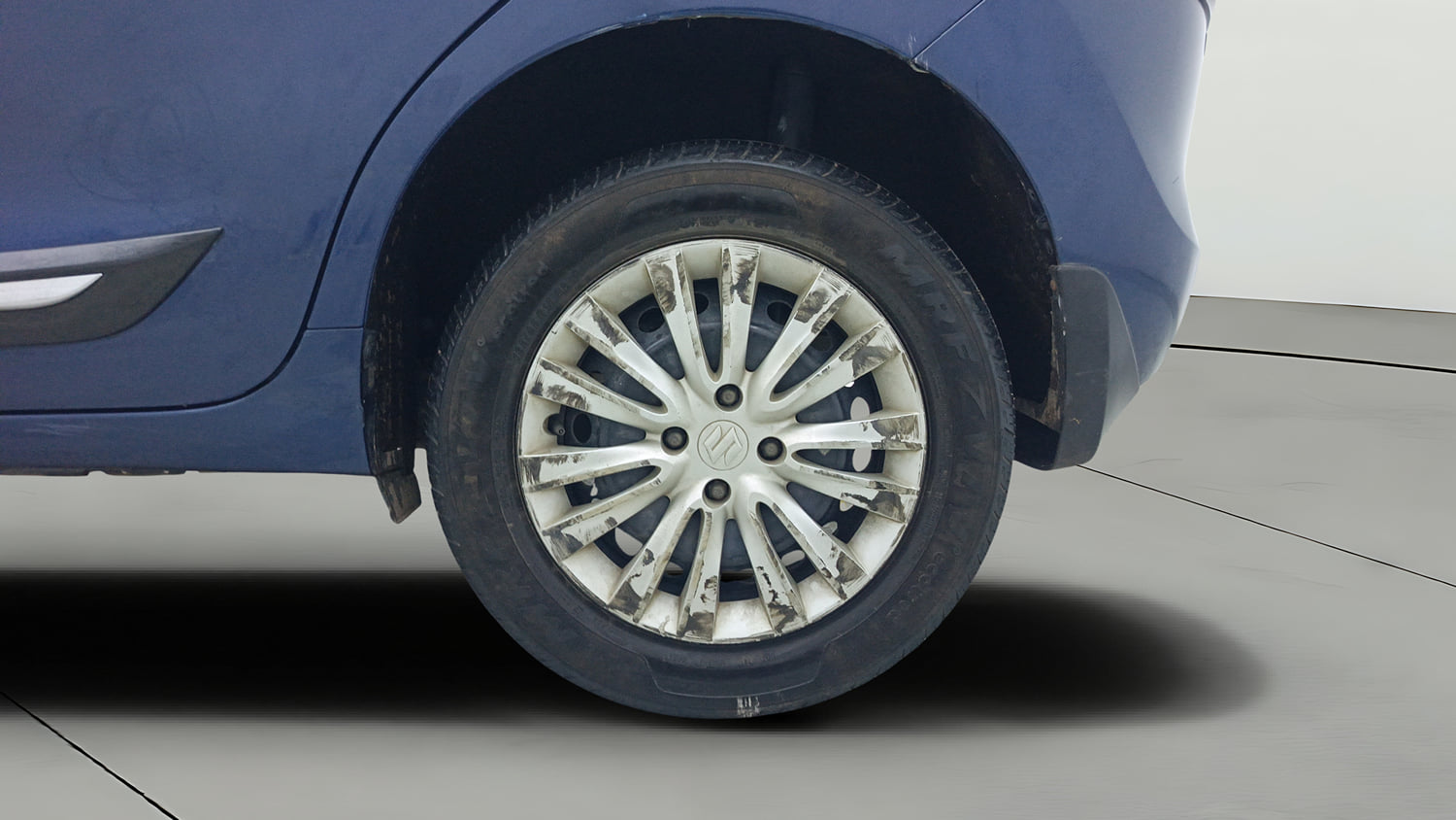 Used 2019 Maruti Suzuki Baleno Delta Petrol Manual tyres LEFT REAR TYRE RIM VIEW