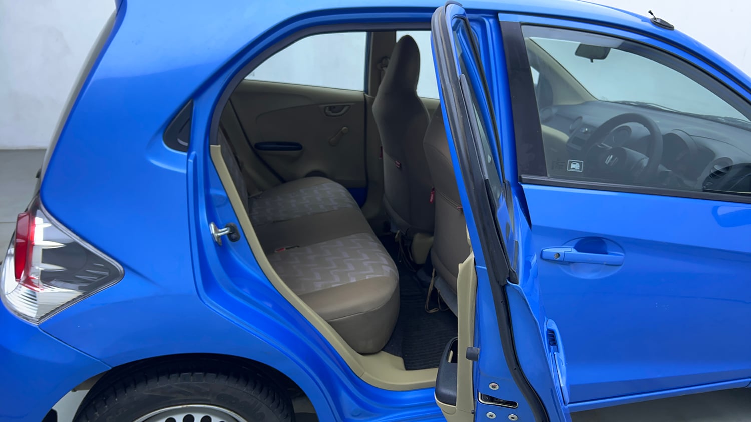 Used 2014 Honda Brio EX MT Petrol Manual interior RIGHT SIDE REAR DOOR CABIN VIEW