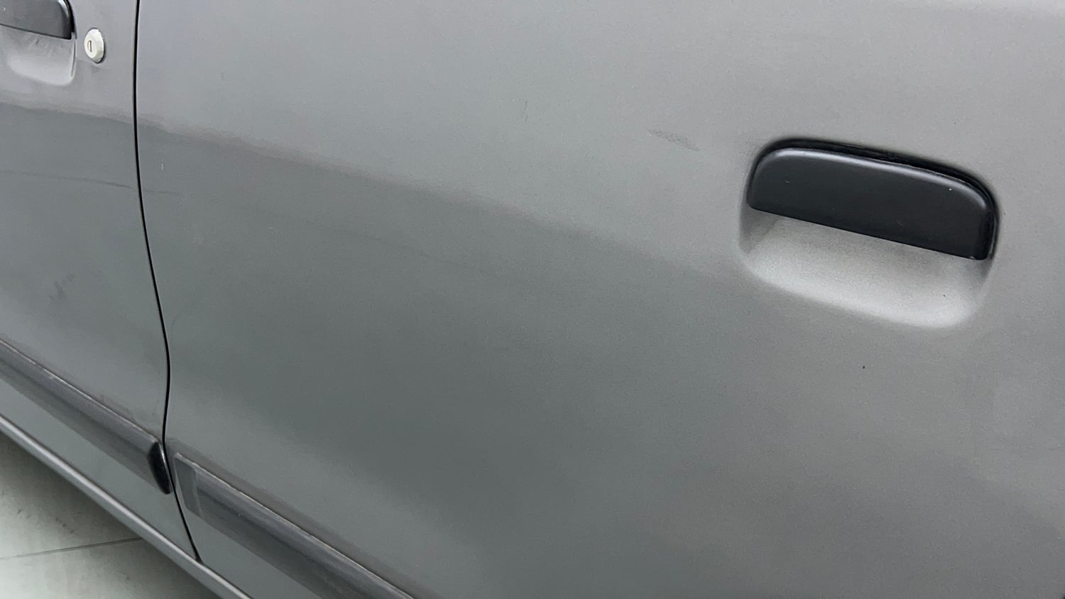 Used 2014 Maruti Suzuki Wagon R LXI Petrol Manual dents MINOR SCRATCH