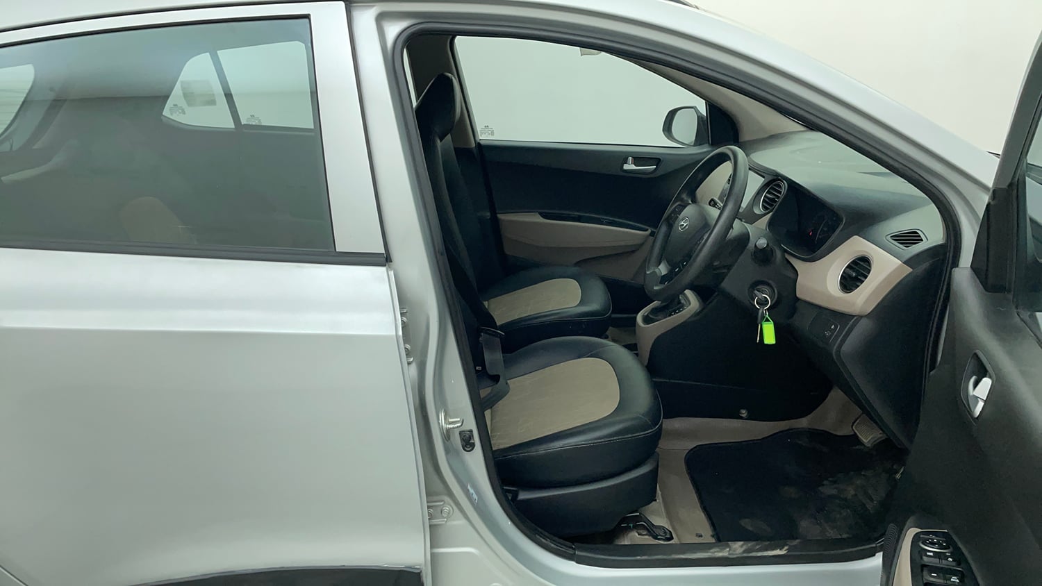 Used 2018 Hyundai Grand i10 Sportz AT 1.2 Kappa VTVT Petrol Automatic interior RIGHT SIDE FRONT DOOR CABIN VIEW