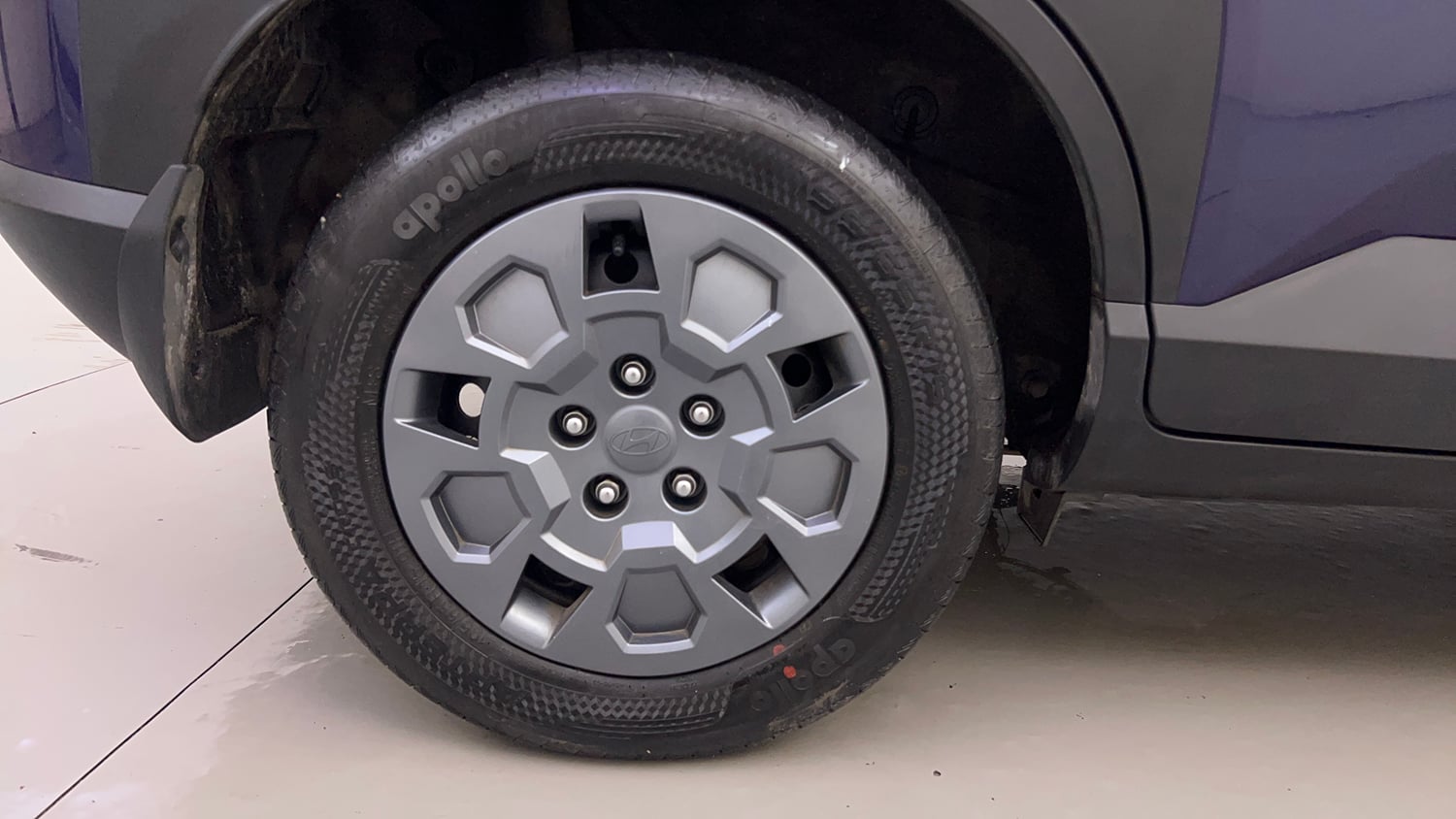 Used 2026 Hyundai Venue 1.2 Kappa Petrol MT HX 5+ Petrol Manual tyres RIGHT REAR TYRE RIM VIEW