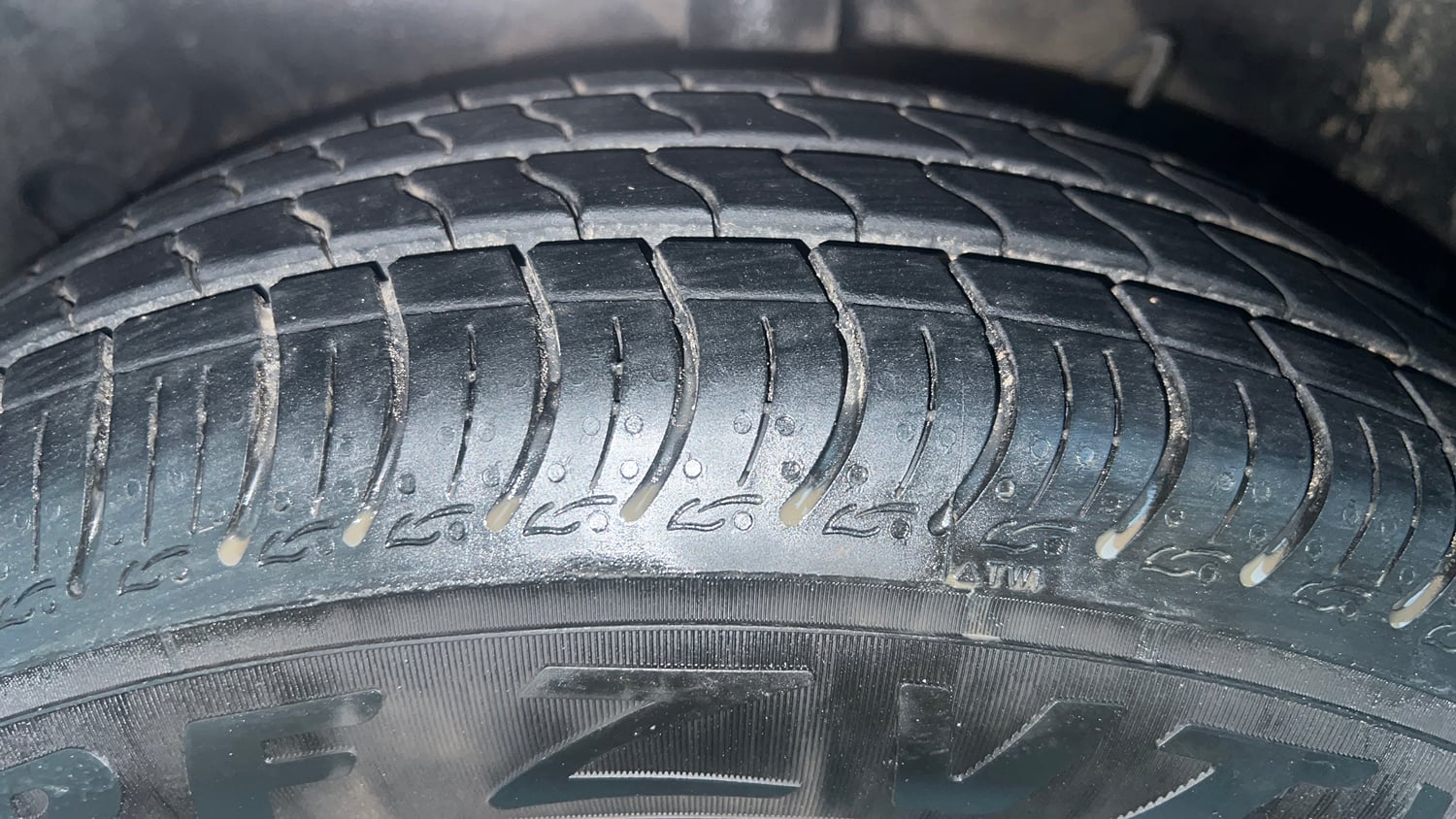 Used 2019 Hyundai Santro Sportz AMT Petrol Automatic tyres LEFT FRONT TYRE TREAD VIEW