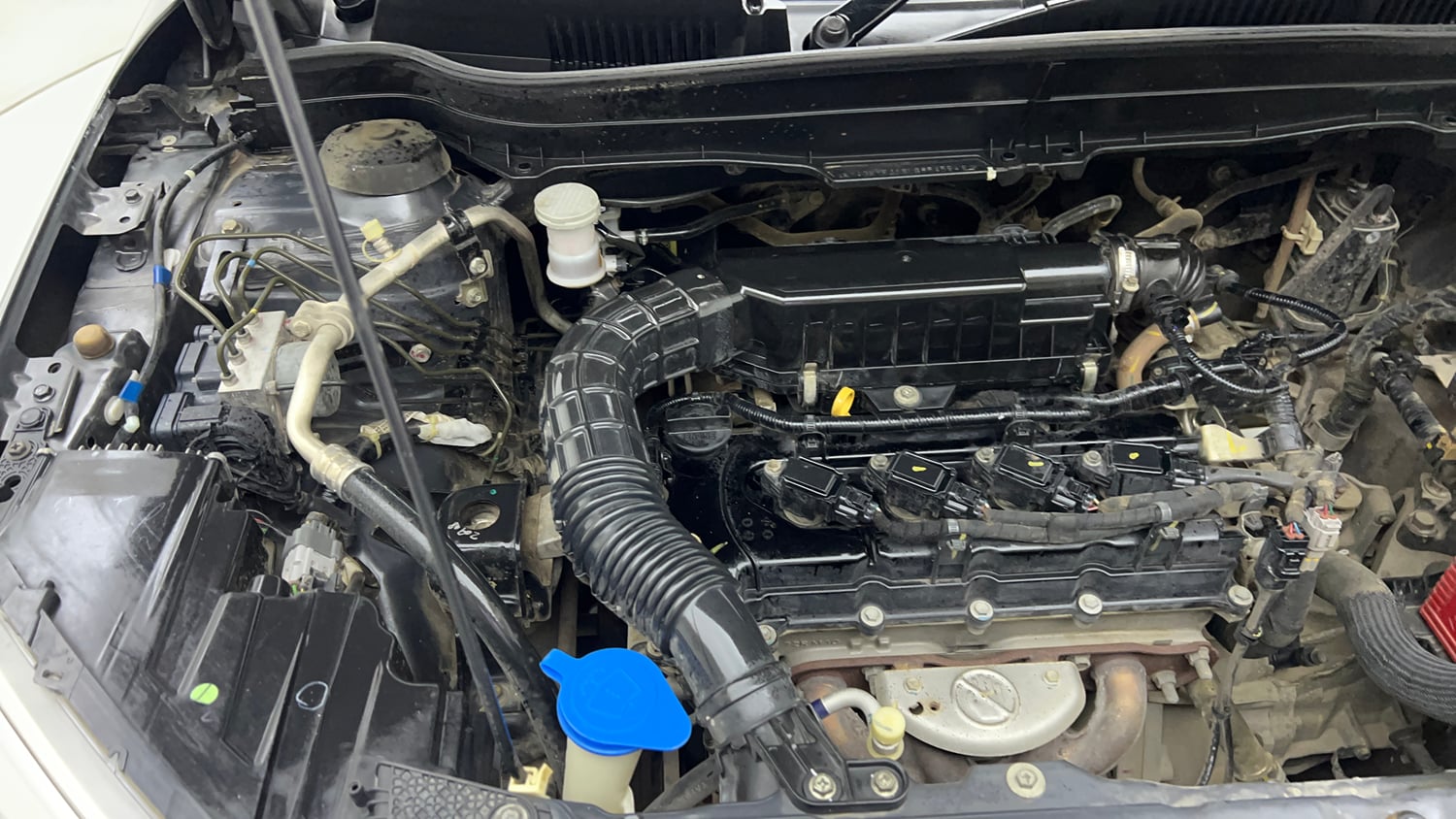 Used 2020 maruti-suzuki Vitara Brezza VXi Petrol Manual engine ENGINE RIGHT SIDE VIEW