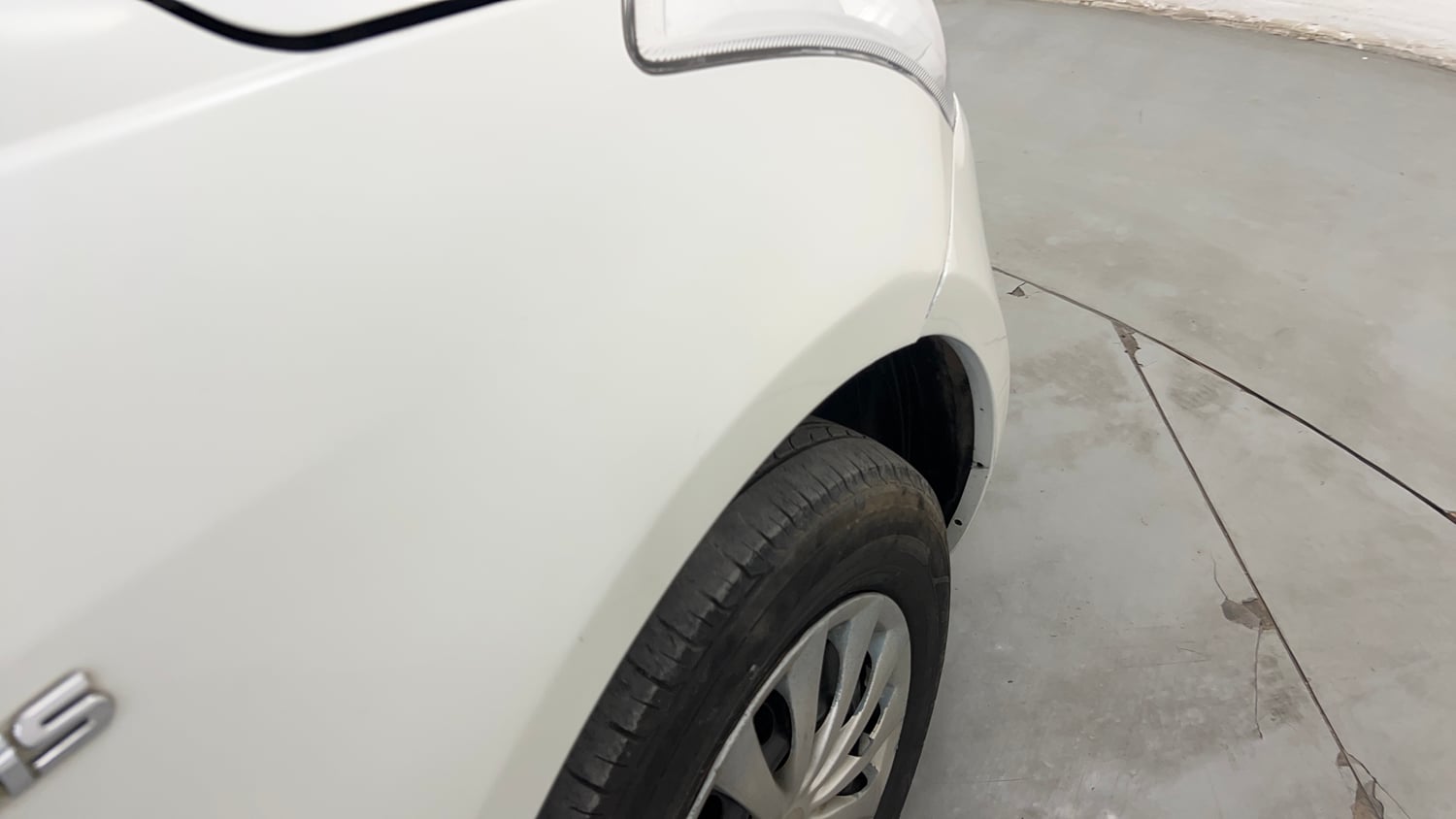 Used 2013 Maruti Suzuki Swift VDi Diesel Manual dents MINOR SCRATCH