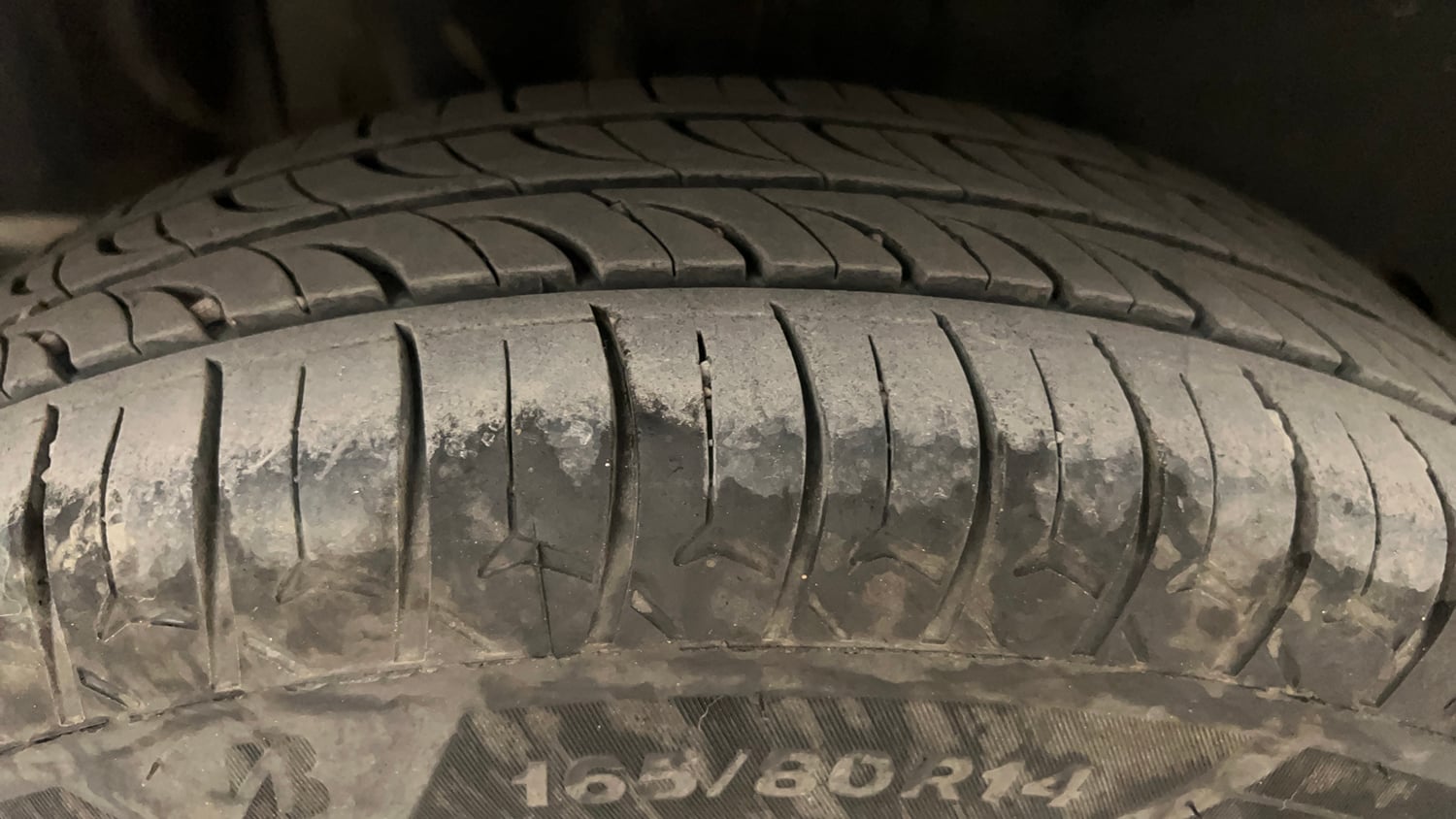 Used 2021 Maruti Suzuki Swift VXi Petrol Manual tyres RIGHT REAR TYRE TREAD VIEW