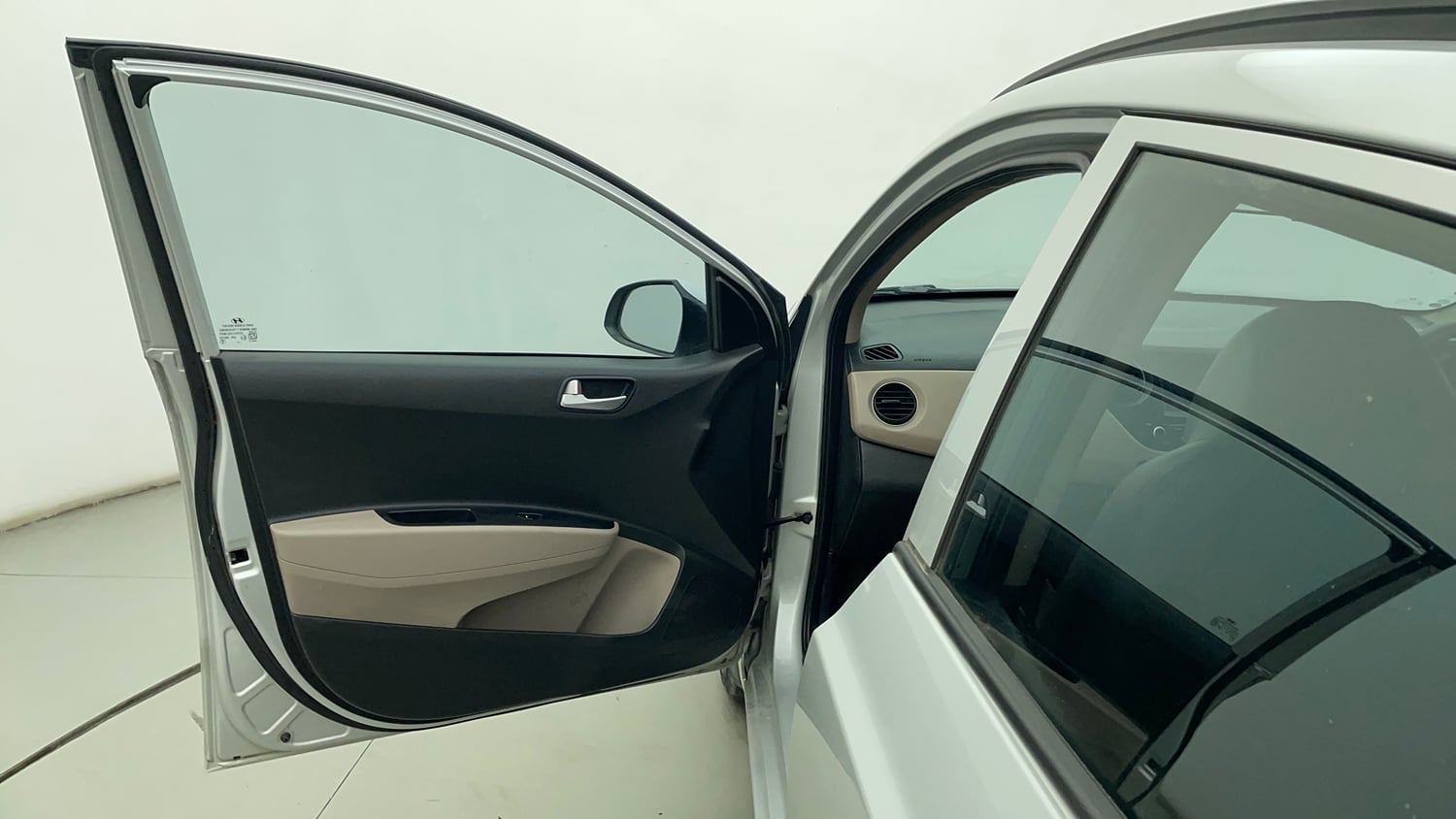 Used 2018 Hyundai Grand i10 Sportz AT 1.2 Kappa VTVT Petrol Automatic interior LEFT FRONT DOOR OPEN VIEW