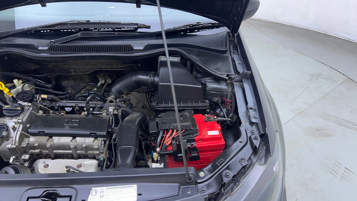 Used 2017 Volkswagen Ameo Trendline 1.2L (P) Petrol Manual engine ENGINE LEFT SIDE VIEW