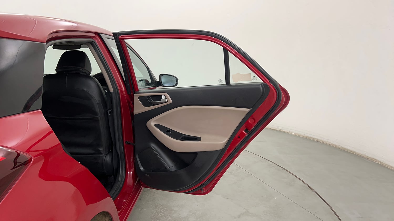 Used 2015 Hyundai Elite i20 Asta 1.2 Petrol Manual interior RIGHT REAR DOOR OPEN VIEW