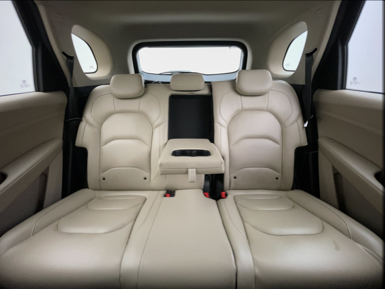 Used 2021 MG Motors Hector Sharp 1.5 Petrol CVT Petrol Automatic interior REAR SEAT CONDITION VIEW