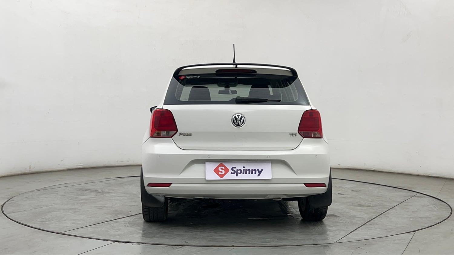 Used 2018 Volkswagen Polo Highline Plus 1.5 (D) 16 Alloy Diesel Manual exterior BACK VIEW