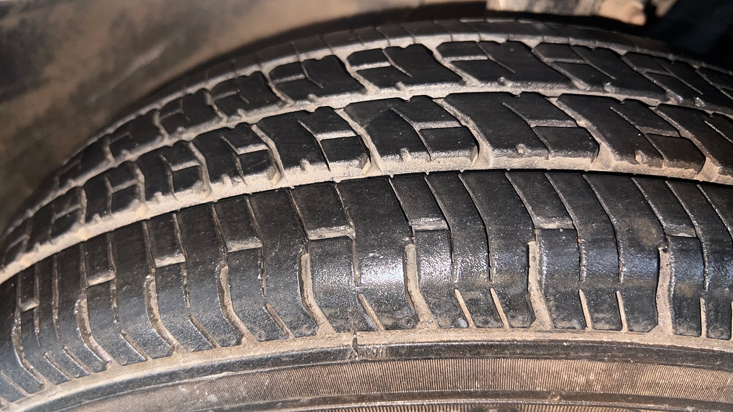 Used 2019 Maruti Suzuki Wagon R LXi (O) 1.0 CNG Cng Manual tyres RIGHT FRONT TYRE TREAD VIEW