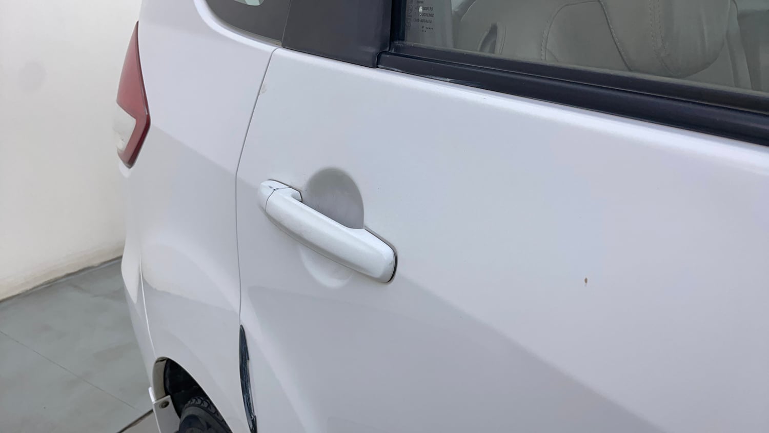 Used 2016 Maruti Suzuki Ertiga ZXI+ Petrol Manual dents MINOR SCRATCH