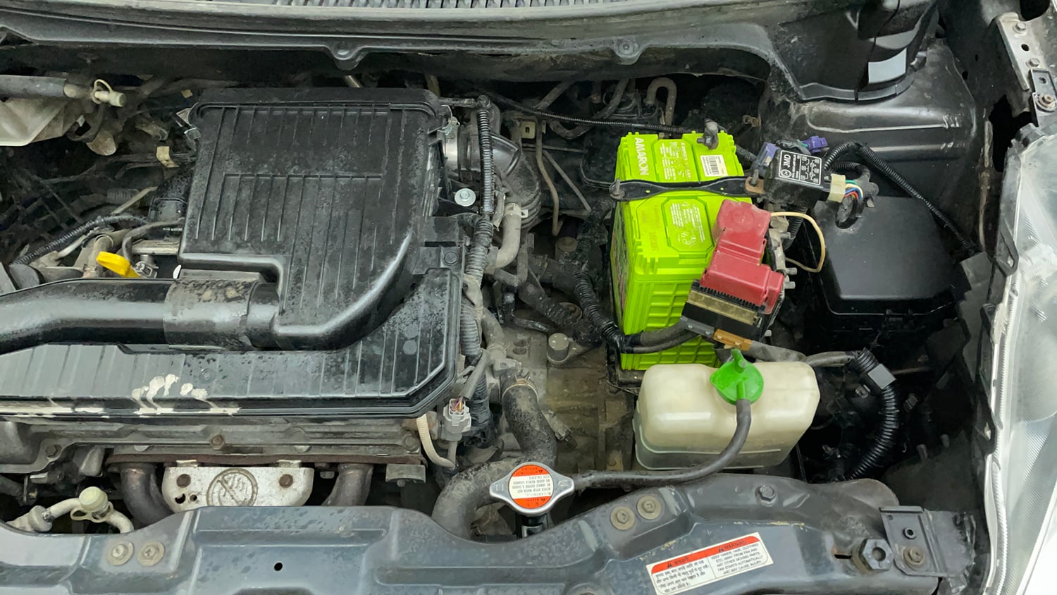 Used 2013 Maruti Suzuki Ertiga ZXi Petrol Manual engine ENGINE LEFT SIDE VIEW