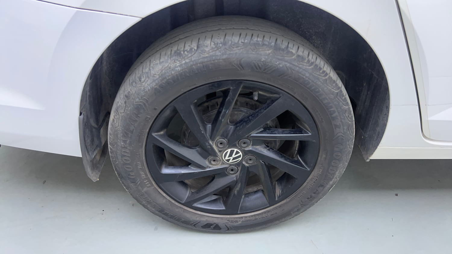 Used 2022 Volkswagen Virtus GT Plus 1.5 TSI EVO DSG Petrol Automatic tyres RIGHT REAR TYRE RIM VIEW