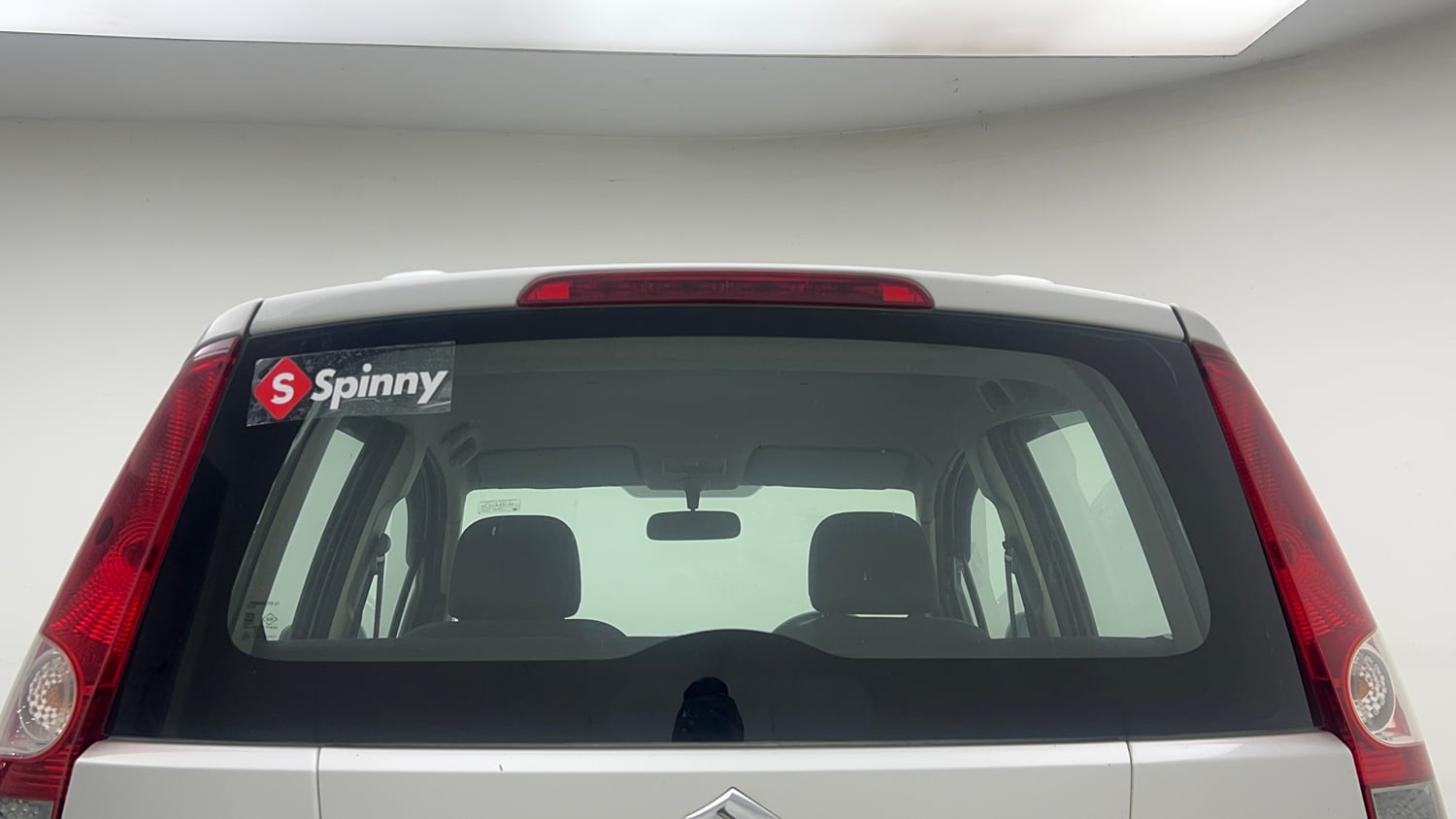 Used 2013 Maruti Suzuki Ritz Lxi BS-IV Petrol Manual exterior BACK WINDSHIELD VIEW
