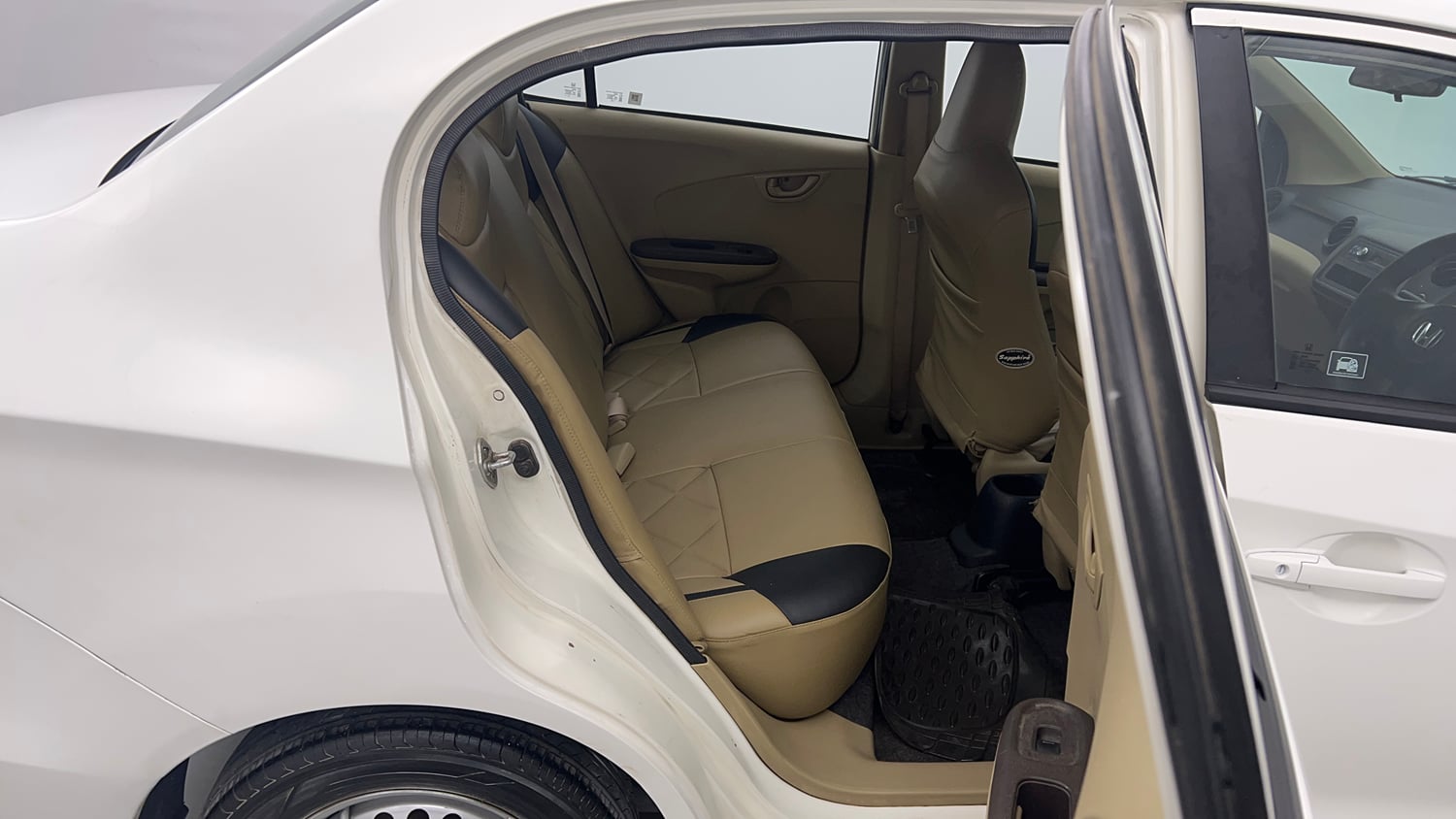 Used 2013 Honda Amaze 1.2 EX i-VTEC Petrol Manual interior RIGHT SIDE REAR DOOR CABIN VIEW