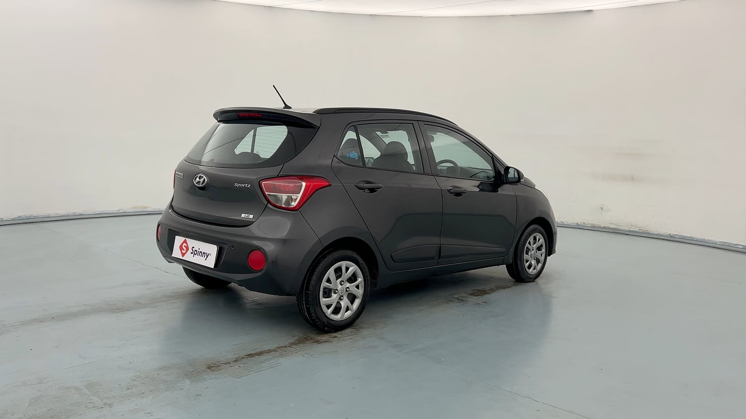 Used 2020 Hyundai Grand i10 Sportz 1.2 Kappa VTVT Petrol Manual exterior RIGHT REAR CORNER VIEW
