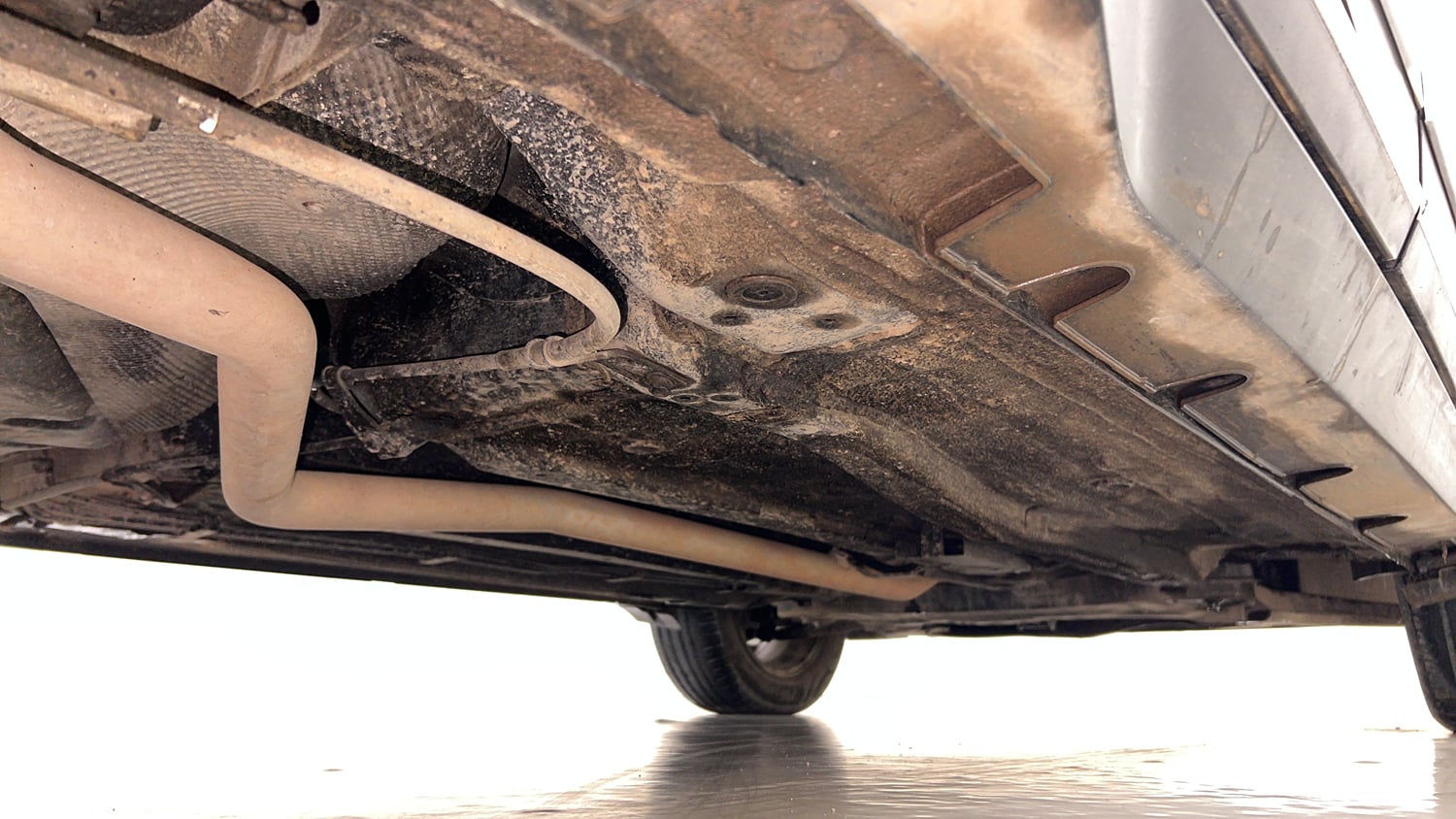 Used 2022 Kia Sonet HTX 1.5 AT Diesel Automatic extra REAR RIGHT UNDERBODY VIEW