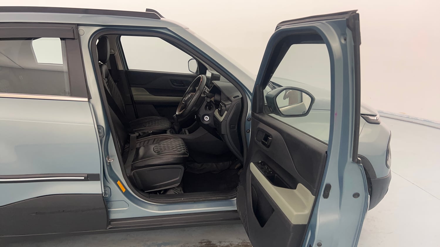 Used 2022 Tata Punch Adventure MT Petrol Manual interior RIGHT SIDE FRONT DOOR CABIN VIEW