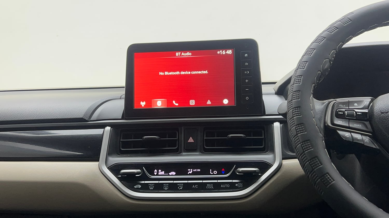 Used 2024 Honda Elevate VX CVT Petrol Automatic interior MUSIC SYSTEM & AC CONTROL VIEW