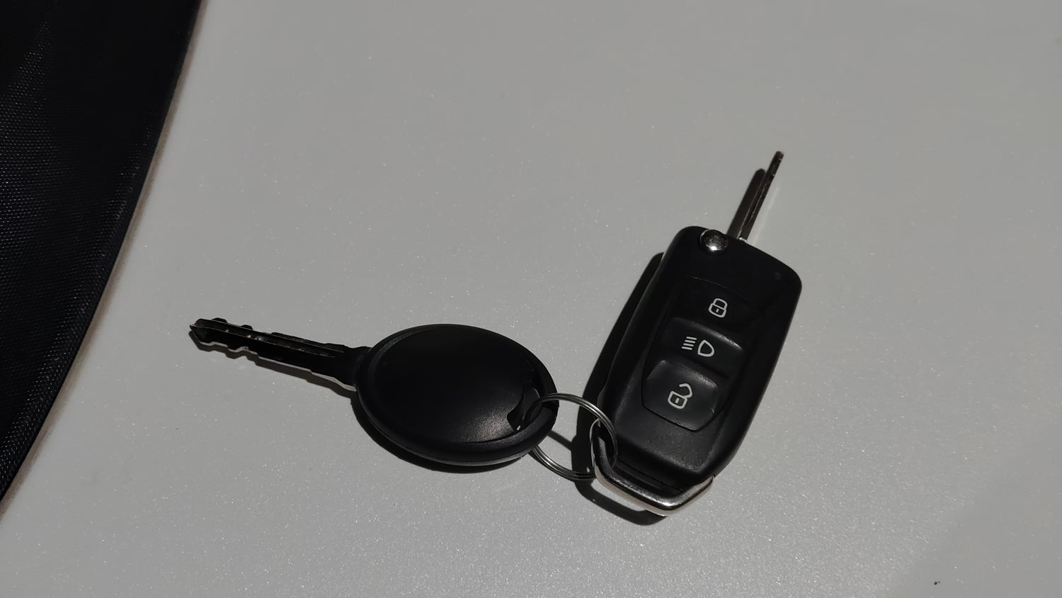 Used 2018 Tata Tiago Revotron XZA Petrol Automatic extra CAR KEY VIEW