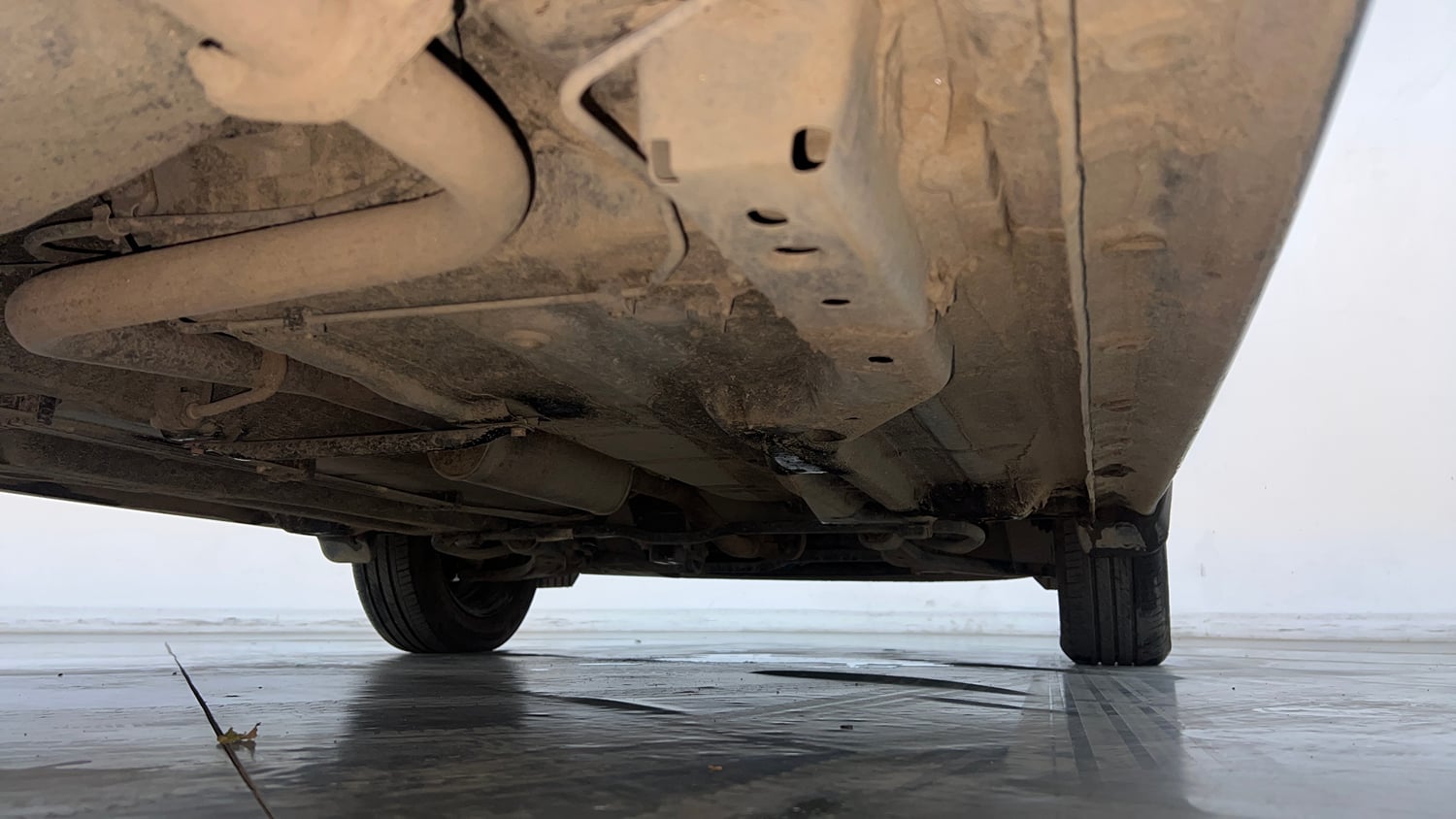 Used 2022 Tata Tiago XT Petrol Manual extra REAR RIGHT UNDERBODY VIEW