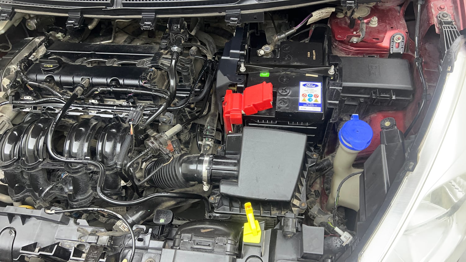 Used 2017 Ford Figo Aspire Titanium 1.2 Ti-VCT Petrol Manual engine ENGINE LEFT SIDE VIEW