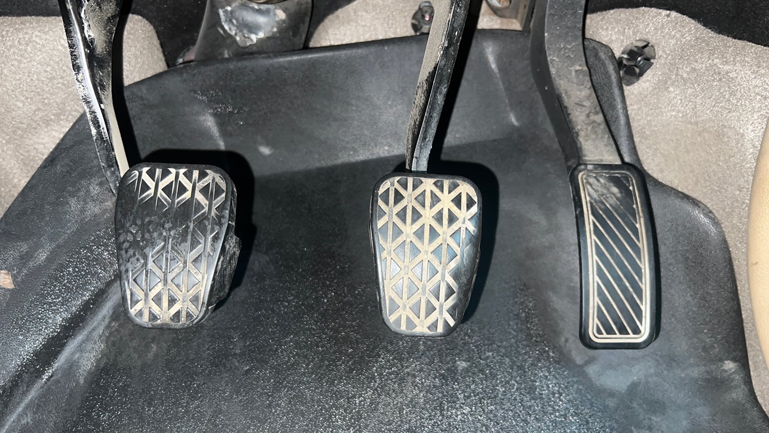 Used 2017 Ford Figo Aspire Titanium 1.2 Ti-VCT Petrol Manual interior PEDALS VIEW