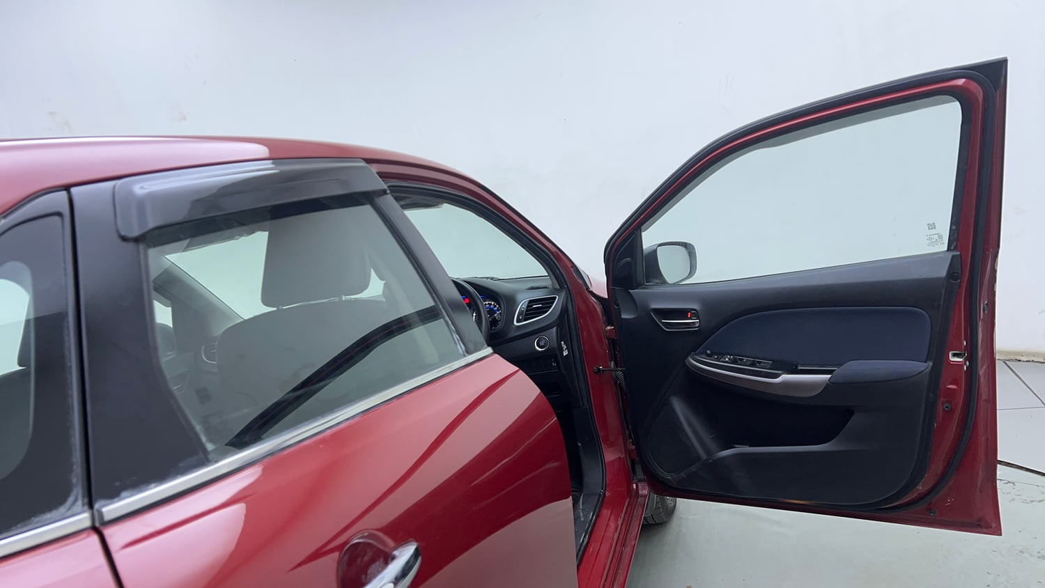 Used 2021 Maruti Suzuki Baleno Zeta Petrol Manual interior RIGHT FRONT DOOR OPEN VIEW