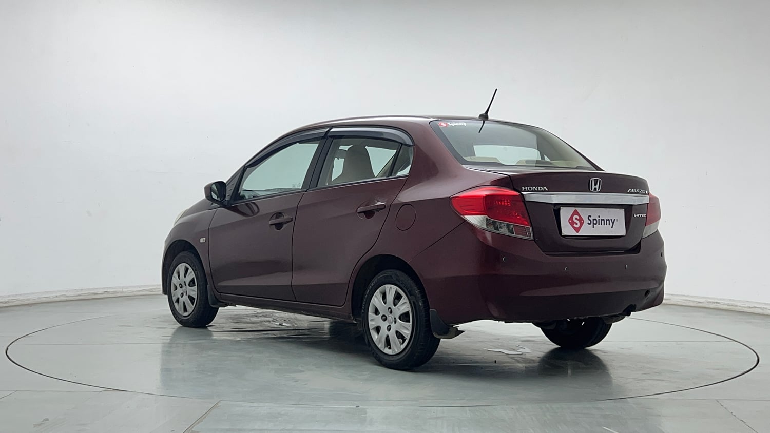 Used 2014 Honda Amaze 1.2 S i-VTEC Petrol Manual exterior LEFT REAR CORNER VIEW