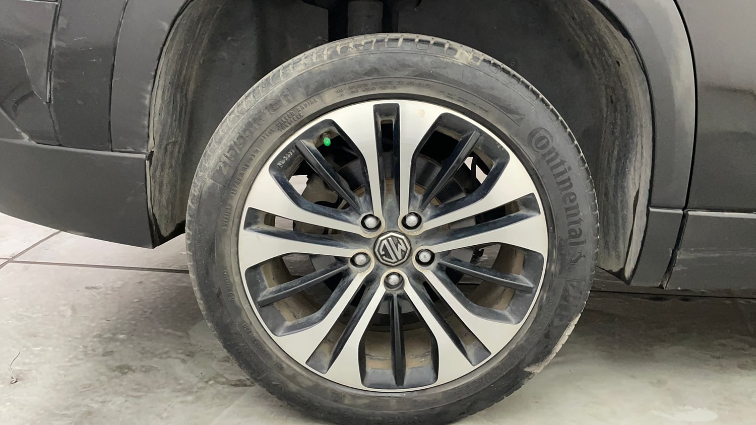 Used 2021 MG Motors Hector Sharp 1.5 Petrol CVT Petrol Automatic tyres RIGHT REAR TYRE RIM VIEW