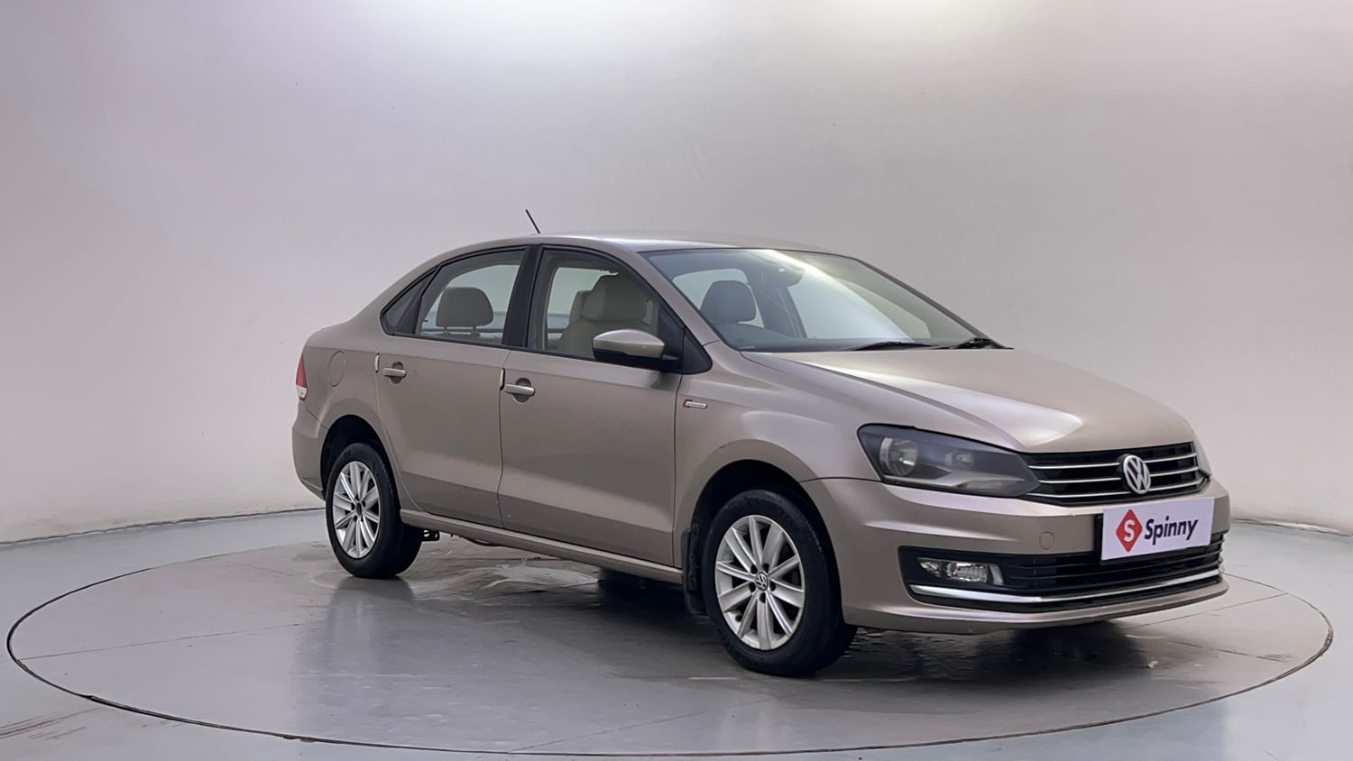 Used 2016 Volkswagen Vento Highline 1.2 (P) AT Petrol Automatic exterior RIGHT FRONT CORNER VIEW
