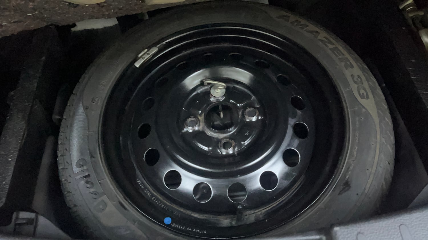Used 2018 Maruti Suzuki Wagon R 1.0 VXI AMT Petrol Automatic tyres SPARE TYRE VIEW