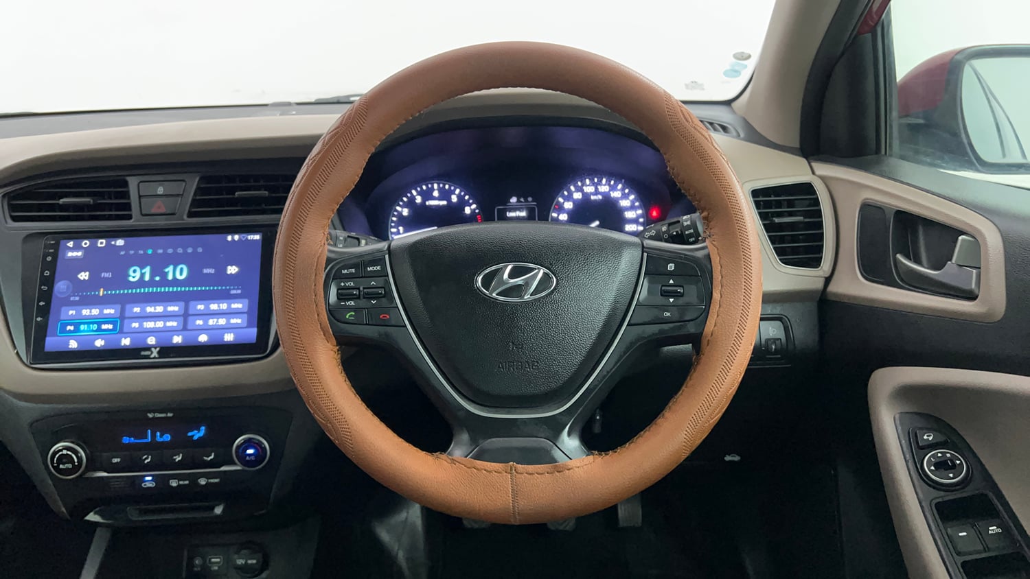 Used 2015 Hyundai Elite i20 Asta 1.2 Petrol Manual interior STEERING VIEW