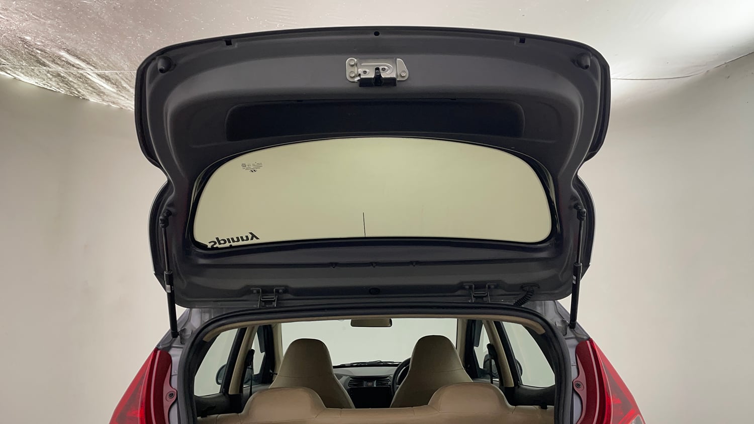 Used 2018 Hyundai Eon Sportz Petrol Manual interior DICKY DOOR OPEN VIEW
