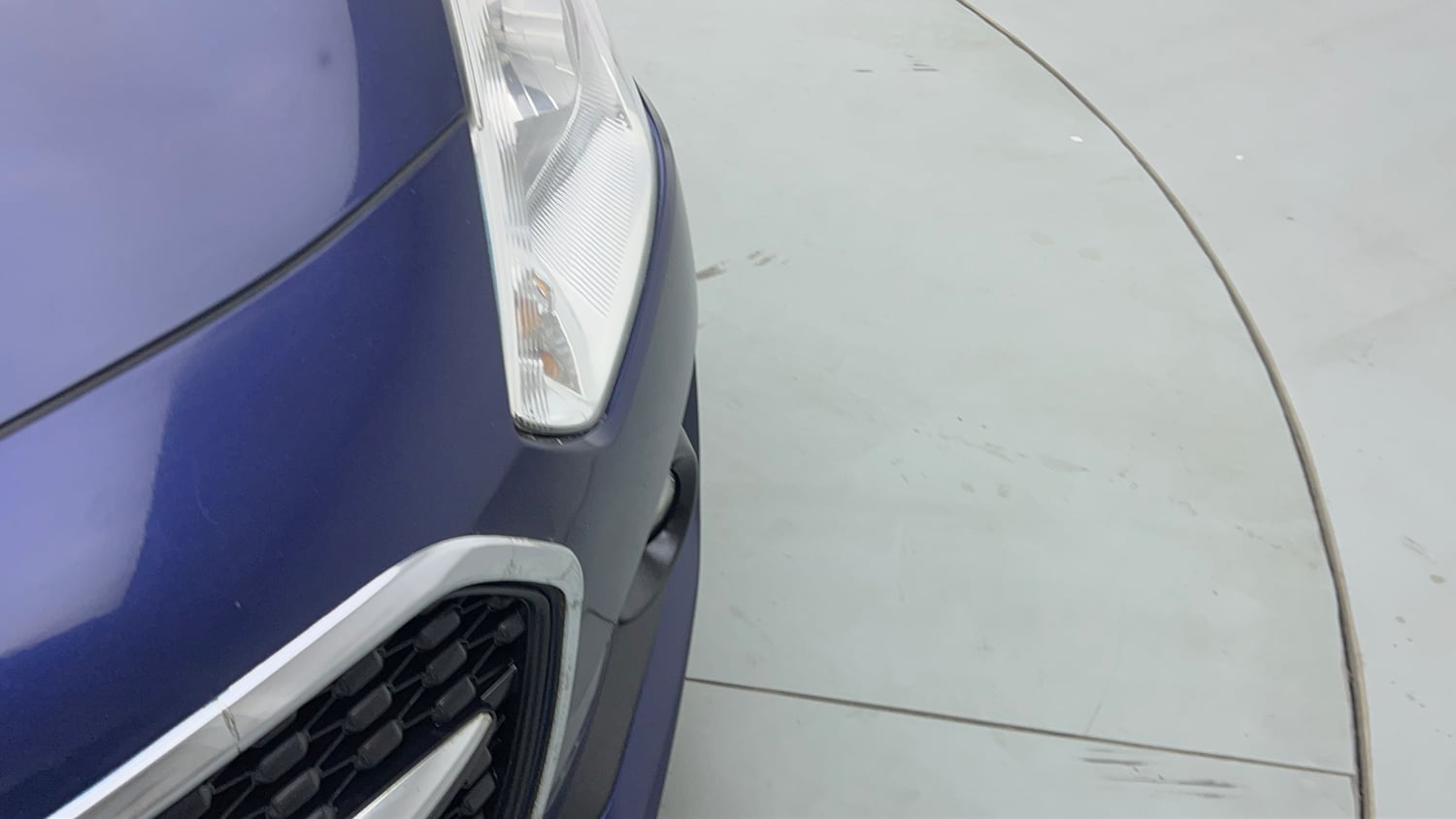 Used 2022 Maruti Suzuki Swift VXi Petrol Manual dents MINOR SCRATCH
