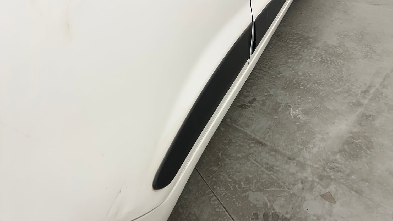 Used 2014 Hyundai Grand i10 Asta AT 1.2 Kappa VTVT Petrol Automatic dents MINOR DENT