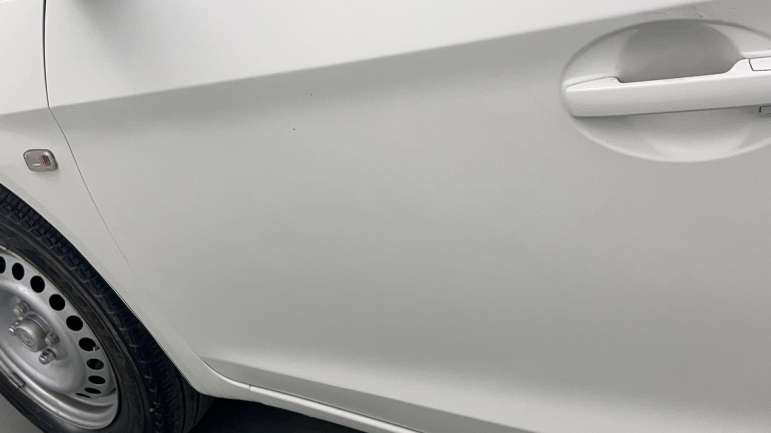 Used 2013 Honda Amaze 1.2 EX i-VTEC Petrol Manual dents MINOR DENT