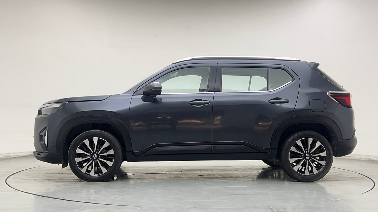 Used 2024 Honda Elevate VX CVT Petrol Automatic exterior LEFT SIDE VIEW