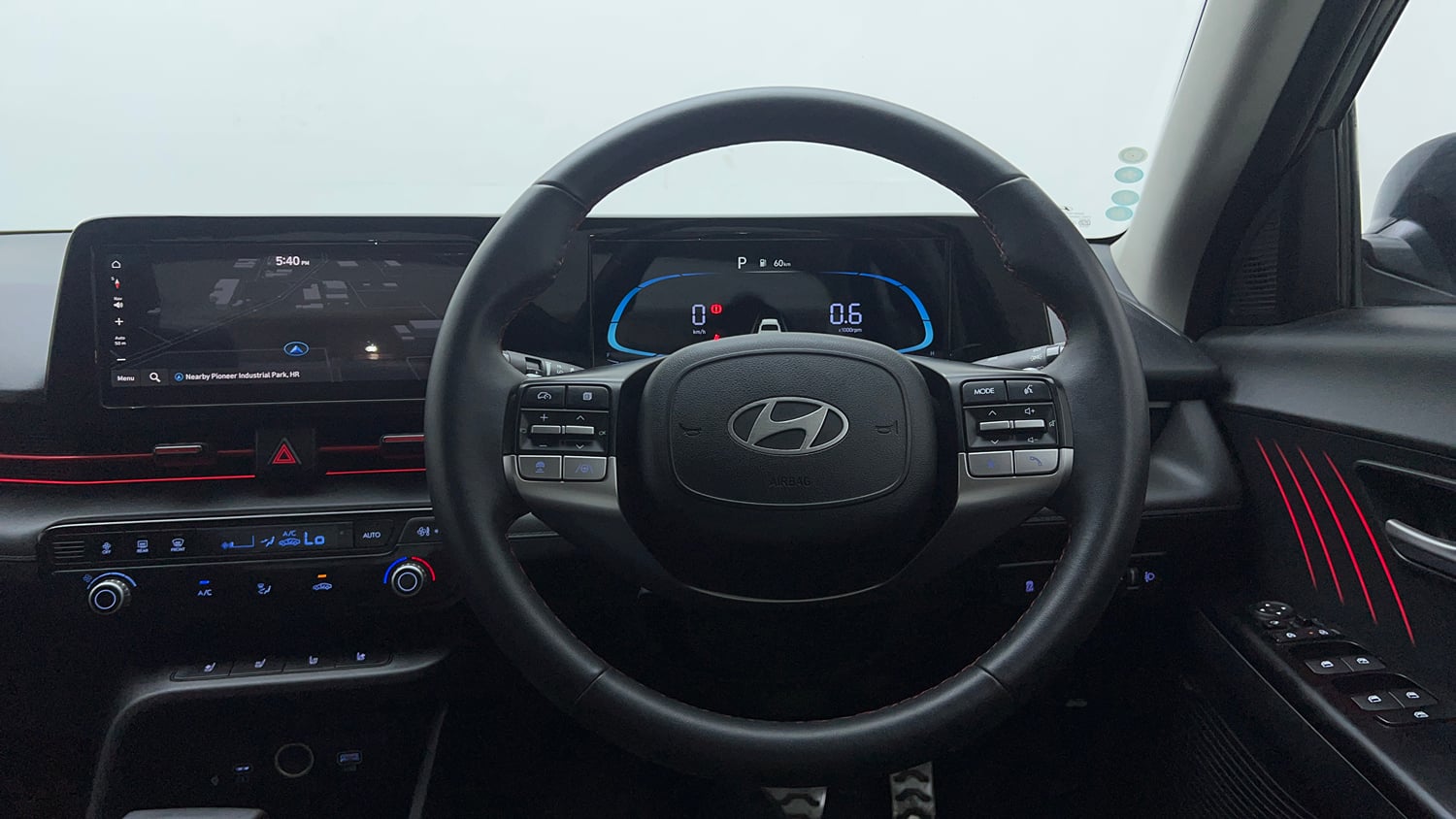Used 2024 Hyundai Verna SX (O) 1.5 Turbo Petrol DCT Petrol Automatic interior STEERING VIEW