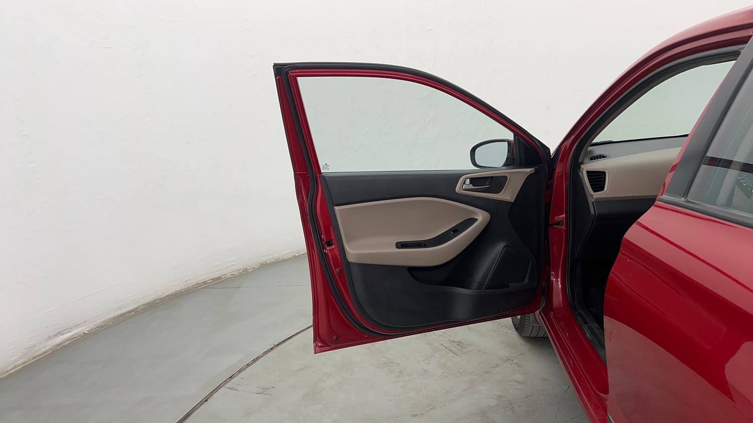 Used 2015 Hyundai Elite i20 Asta 1.2 Petrol Manual interior LEFT FRONT DOOR OPEN VIEW