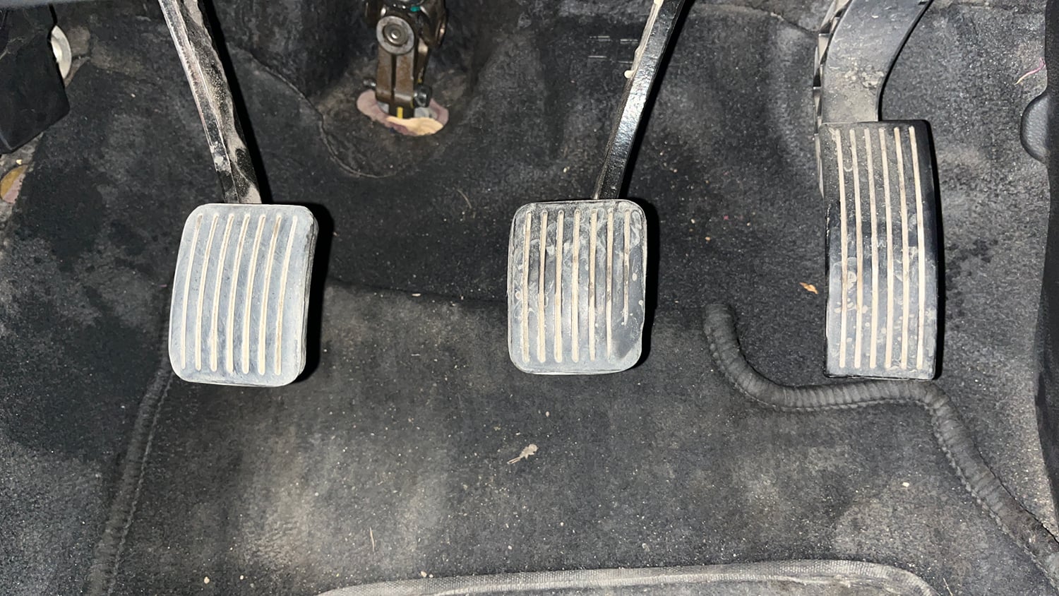 Used 2014 Hyundai Grand i10 Asta 1.2 Kappa VTVT Petrol Manual interior PEDALS VIEW